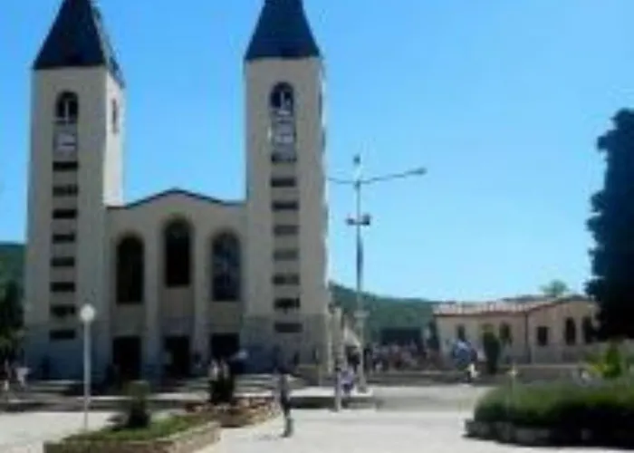 Holy 3* Međugorje